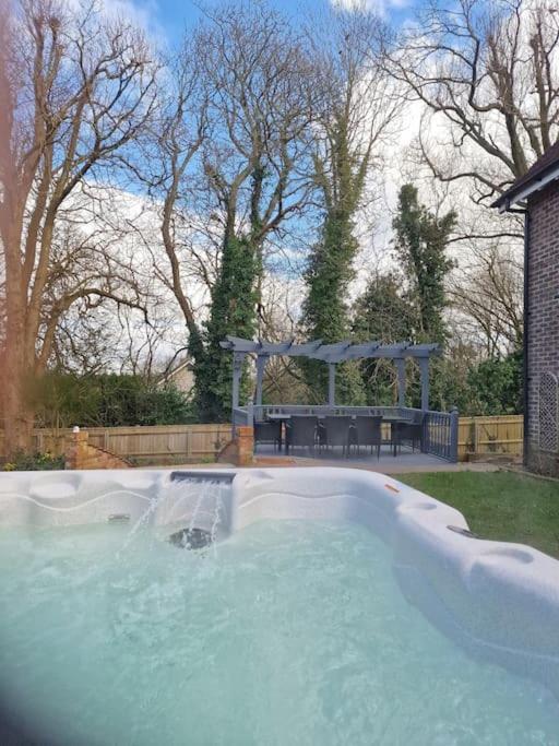 Hébergement de vacances Large Coastal Cottage, Private Indoor Pool, Hut Tub, Sauna And Steam Pod Weymouth