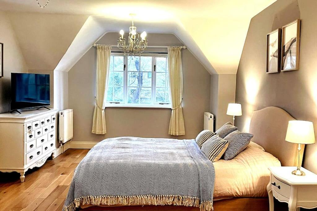 Hébergement de vacances Large Coastal Cottage, Private Indoor Pool, Hut Tub, Sauna And Steam Pod